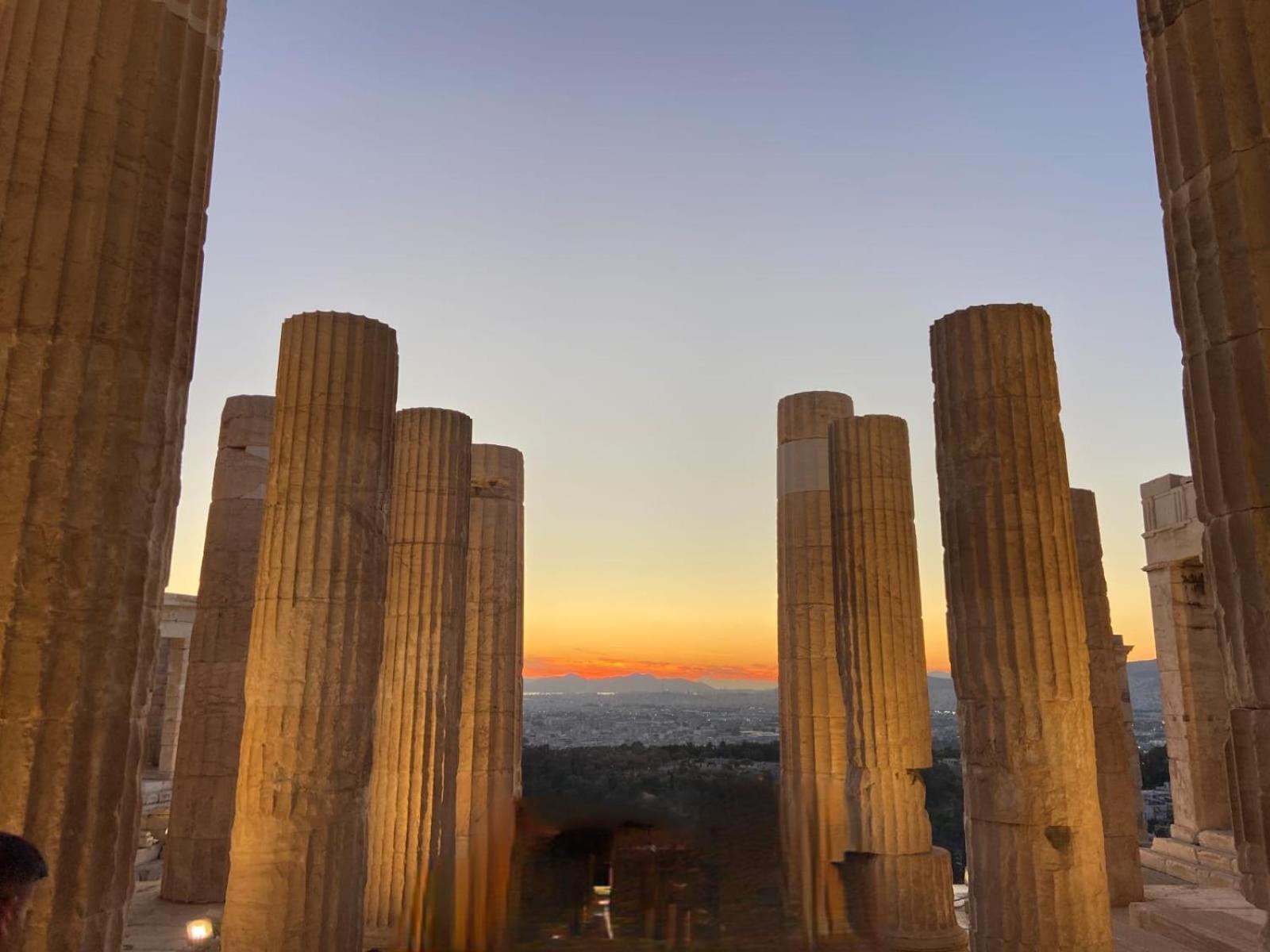 Eternal Acropolis Suites Athen Exterior foto